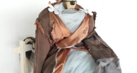 Amazone paard, object, ruimtelijk werk, kunstbeeld textiel, textielkunst, hedendaagse kunst, Wietske Lycklama à Nijeholt